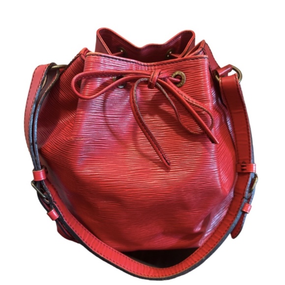 Louis Vuitton Handbags - LOUIS VUITTON Petit Noe Shoulder Bag Epi Leather Red France